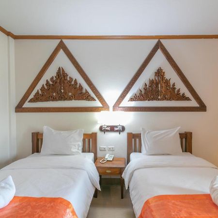 Onnicha Hotel Ratsada Esterno foto