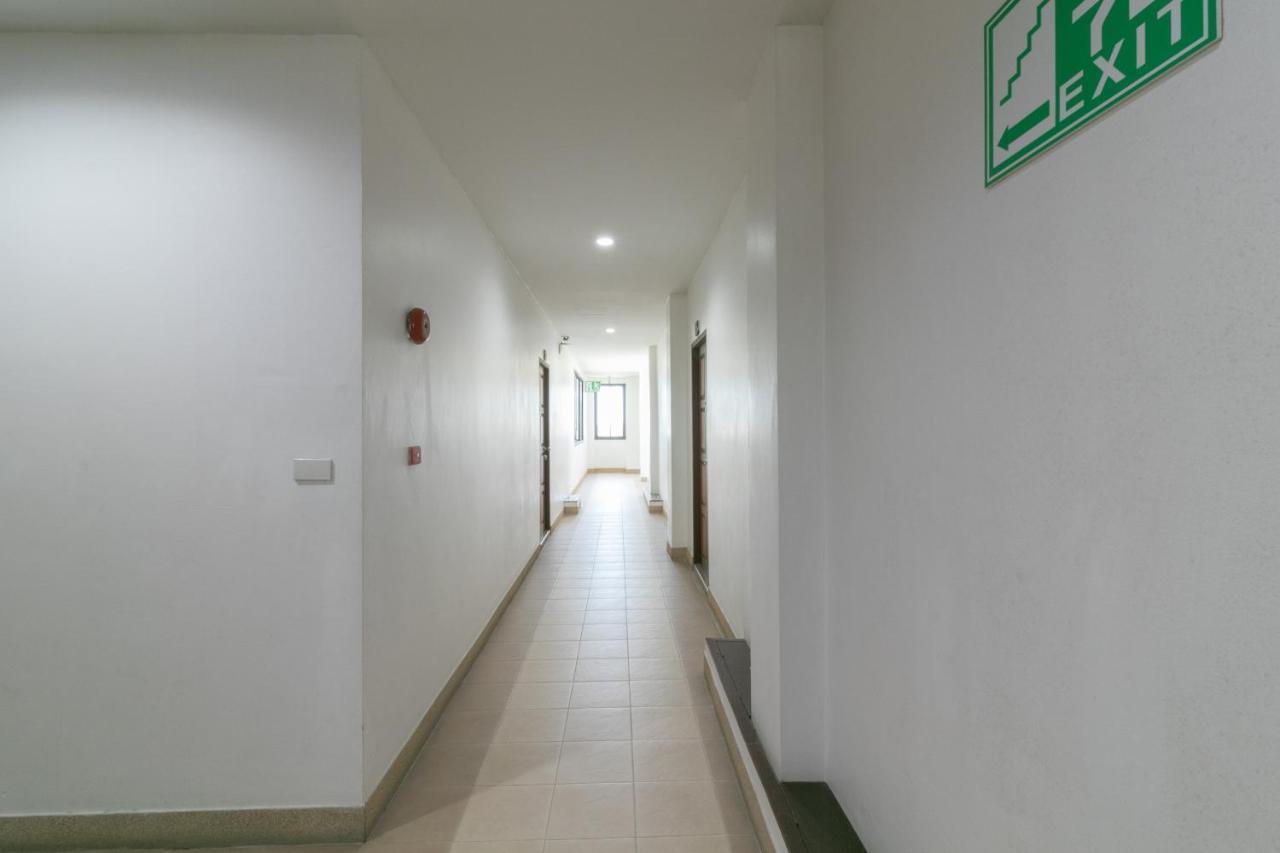 Onnicha Hotel Ratsada Esterno foto