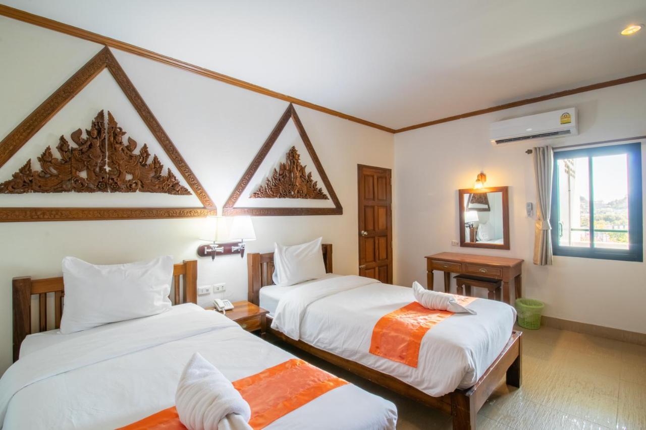 Onnicha Hotel Ratsada Esterno foto