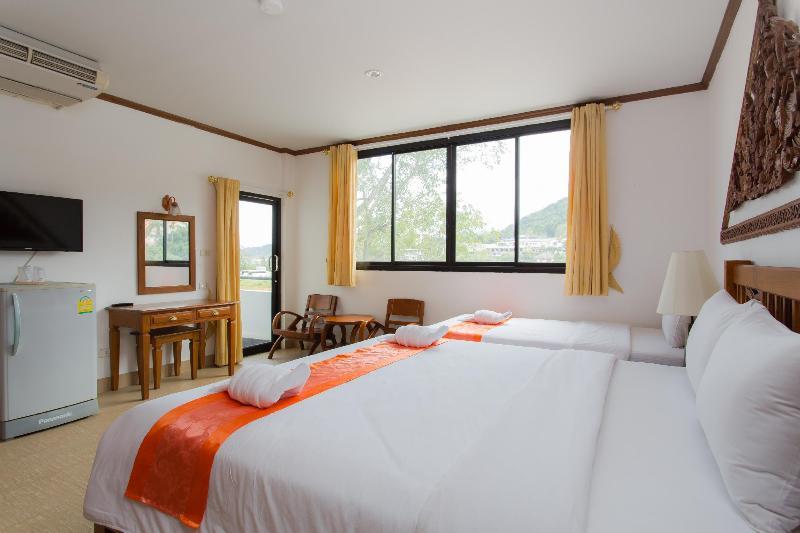 Onnicha Hotel Ratsada Esterno foto